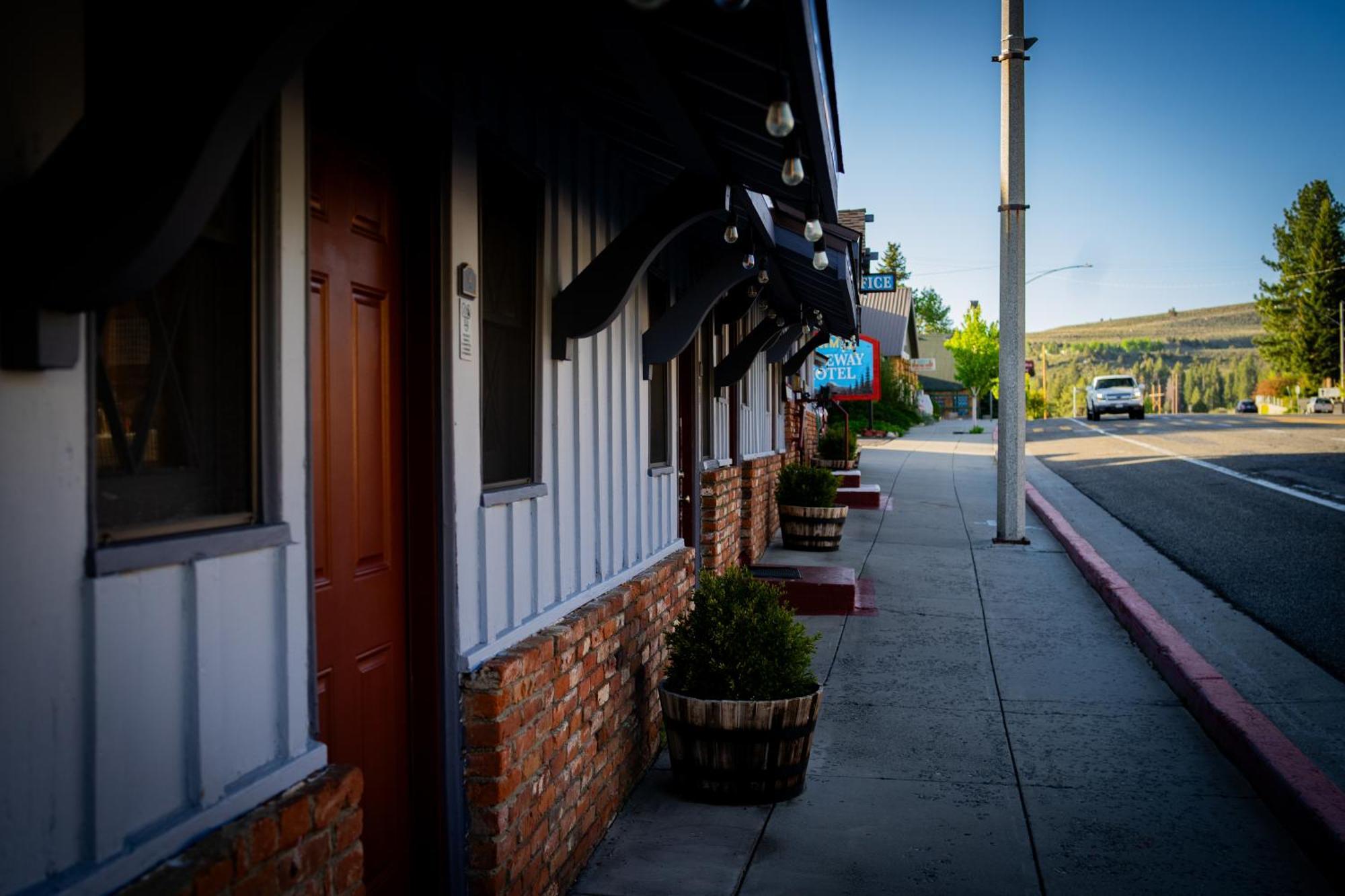 Yosemite Gateway Motel Lee Vining Exteriér fotografie